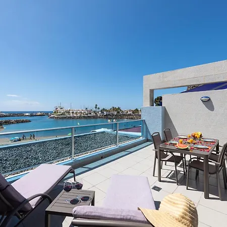 Beachfront In Puerto Mogan Apartment *
