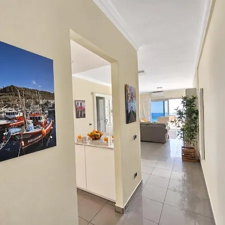 アパート Beachfront In Puerto Mogan プエルト・デ・モガン