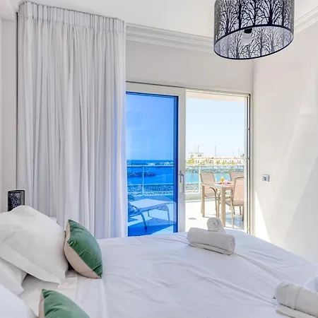 Beachfront In Puerto Mogan Апартаменты Пуэрто-де-Моган
