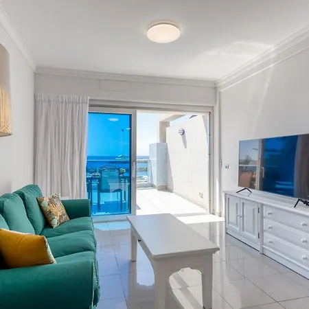 Beachfront In Puerto Mogan Апартаменты Пуэрто-де-Моган